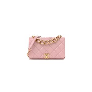Ch*el classic chevron medium flap