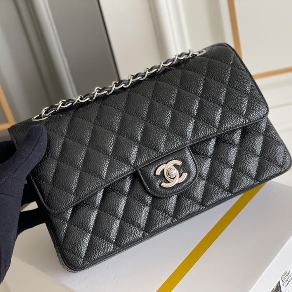 Ch*el medium classic flap