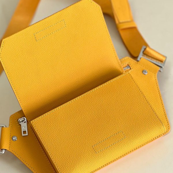 LV Takeoff Slingbag