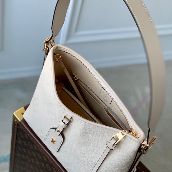 LV CARRYALL PM C EXCLUSIVELY ONLINE